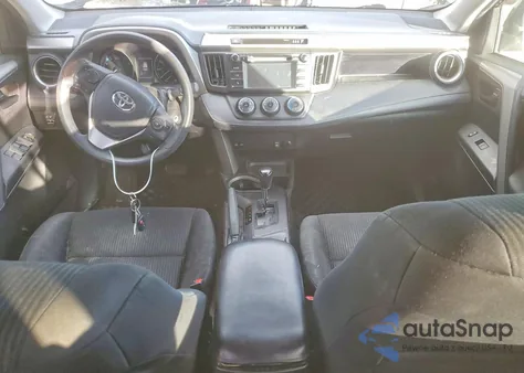 2017 Toyota Rav4 Le z USA, uszkodzony, nr VIN 2T3BFREVXHW540706